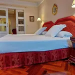 Alameda Palace Отель