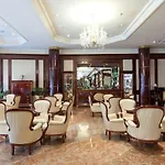 Alameda Palace Отель 5*