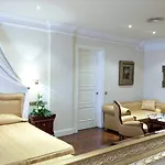 Отель Alameda Palace