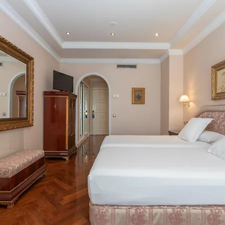 Alameda Palace Hotel