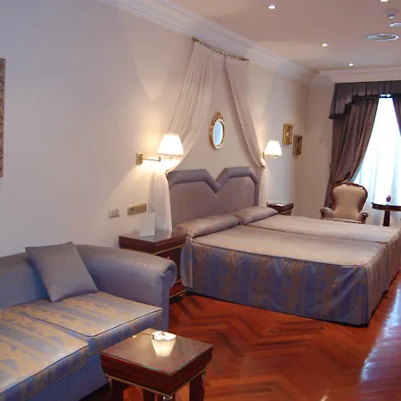 Alameda Palace Hotel 5*