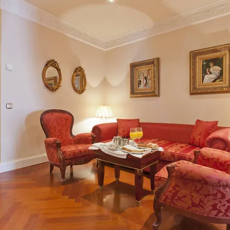 Alameda Palace Hotel 5*