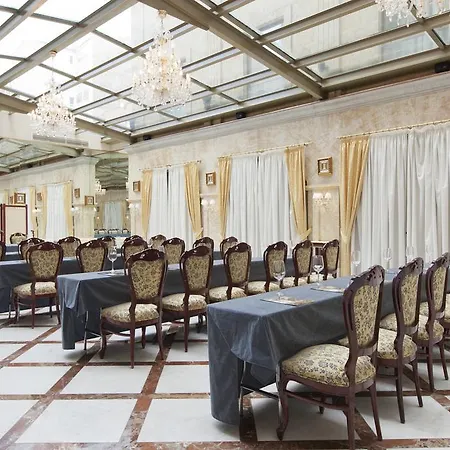 Hotel Alameda Palace 5*