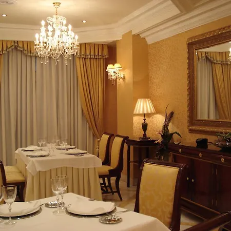 فندق Alameda Palace 5*