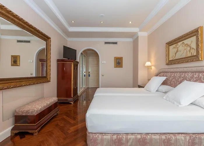 Alameda Palace Hotel