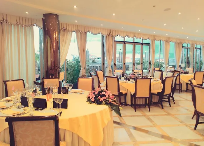 Hotel Alameda Palace 5*