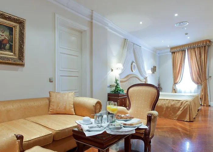 Alameda Palace מלון 5*