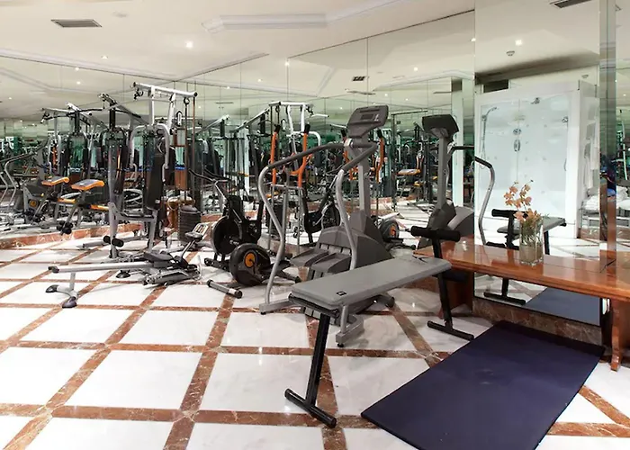 Alameda Palace Hotel 5*