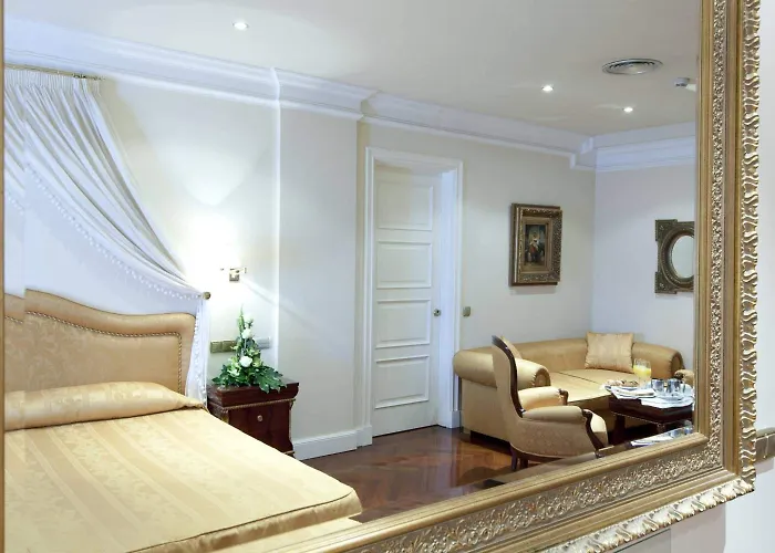 Hotel Alameda Palace