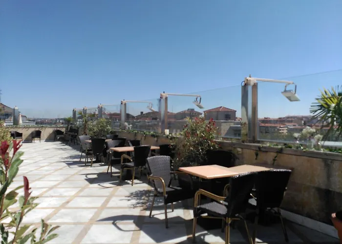 Hotel Alameda Palace 5*