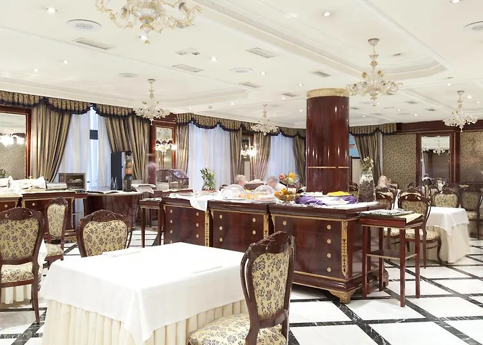 Hotel Alameda Palace