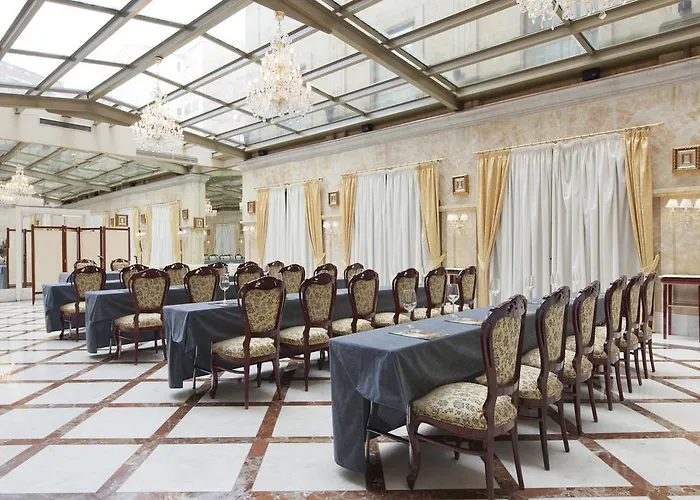 Hotel Alameda Palace 5*