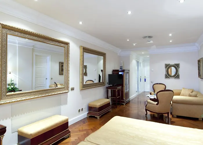 Hotel Alameda Palace 5*